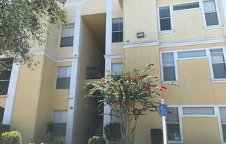2 bed 2 bath condo in Visconti West Condominium in Maitland