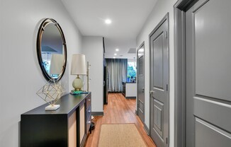 44 PEACHTREE PL