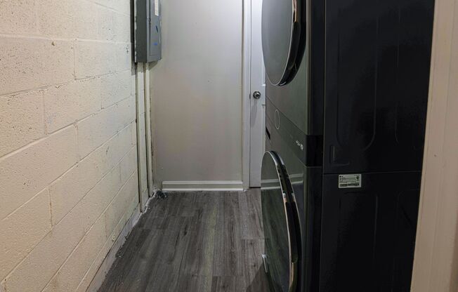 3 beds, 2 baths, $2,045