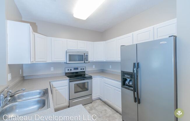 Chateau La Fleur2 1025 N. 63rd Street