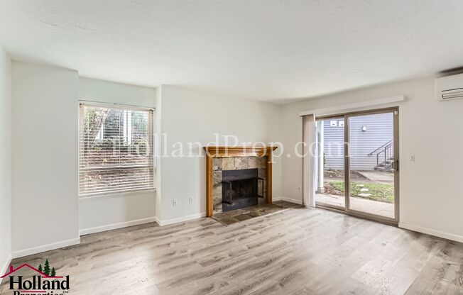 Charming 2-Level Unit with Modern Comforts – Perfect for Cozy Living! *** NEW PRICE ***