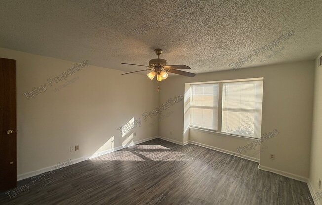 2 beds, 2 baths, 900 sqft, $1,249, Unit H