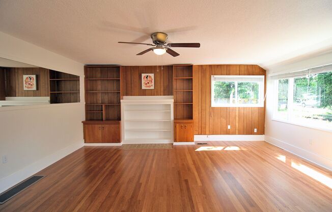 Beautifully Remodeled Roseway 4 Bedroom Bungalow