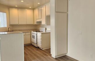 1 bed, 1 bath, 691 sqft, $2,100, Unit 472G