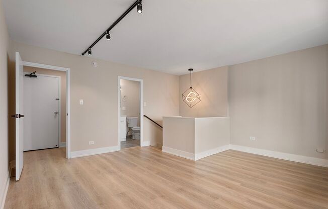 1 bed, 1.5 baths, 678 sqft, $2,450, Unit 10G