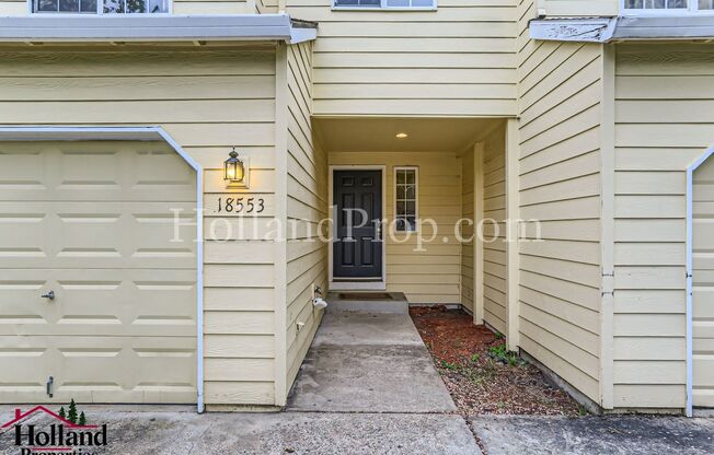 ** NEW PRICE ** - Cozy Comfort in Beaverton – 3-Bed, 2.5-Bath Home with Private Yard & Fireplace