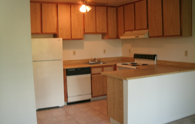 Studio, 1 bath, 436 sqft, $1,225, Unit 37