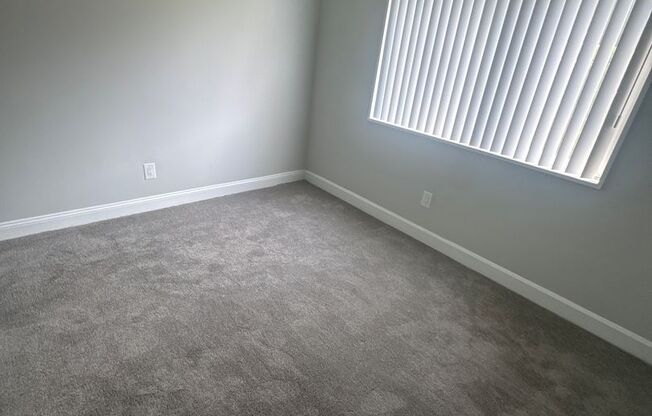 3 beds, 2 baths, 1,300 sqft, $2,440, Unit 3331 #103