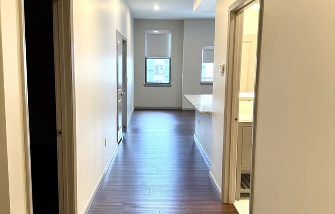 2 beds, 2 baths, 920 sqft, $2,050, Unit 507
