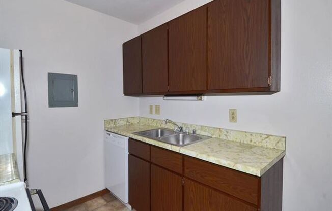 WESTVIEW II APARTMENTS