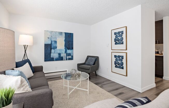 2 beds, 1 bath, 850 sqft, $1,750, Unit Unit 20