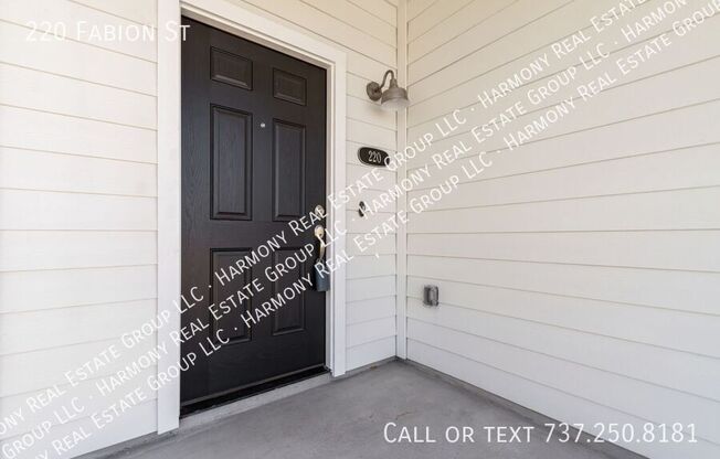 220 Fabion St