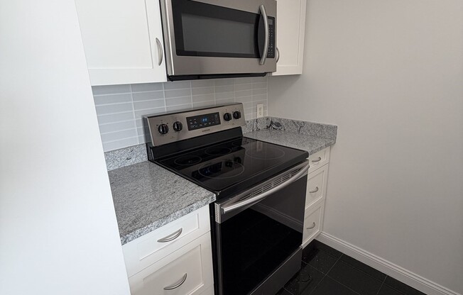 1 bed, 1 bath, 663 sqft, $3,500, Unit 1908