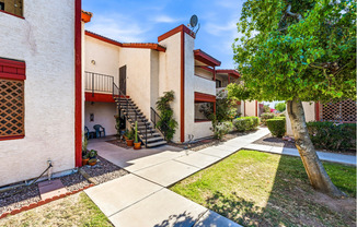 2Bed/2Bath Second Floor Apartment at McDowell/44th St! Ready For Immediate Move-In! -- SECOND CHANCE RENTAL