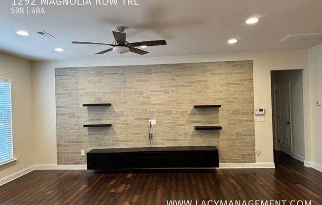 1292 MAGNOLIA ROW TRL