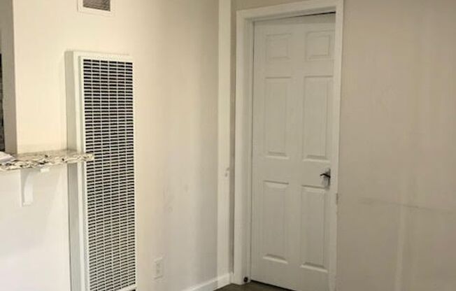 1 bed, 1 bath, $2,195, Unit UNIT A