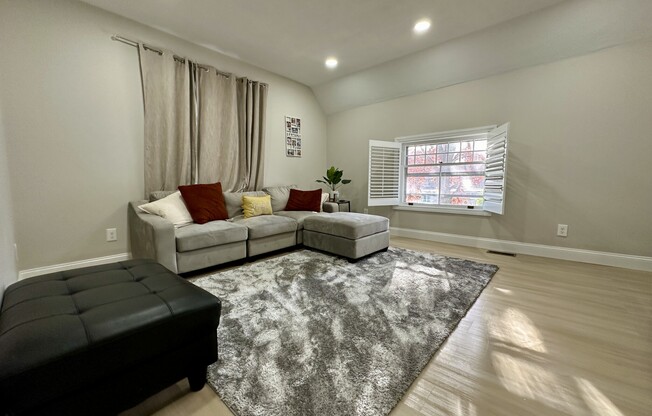 157 PEARL ST