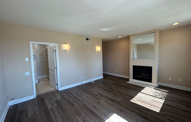 2 beds, 3.5 baths, $9,495