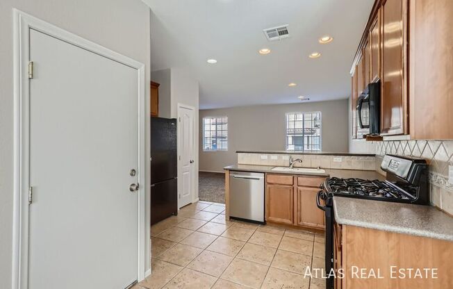 7925 VIOLET SKY ST