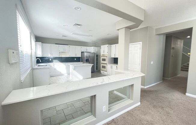 3 beds, 2.5 baths, $3,300