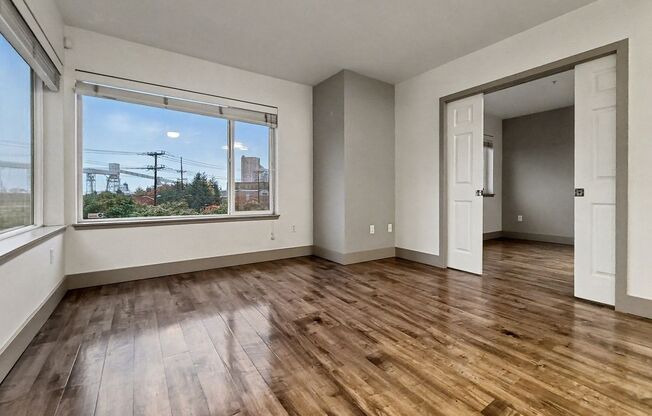 AVAILABLE NOW! Beautiful Queen Anne Condo with Puget Sound Views & Secure Parking!