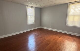230 Sharon ave