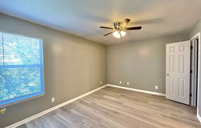 3 beds, 2 baths, 1,116 sqft, $975, Unit 2907 D Cantabrian Drive