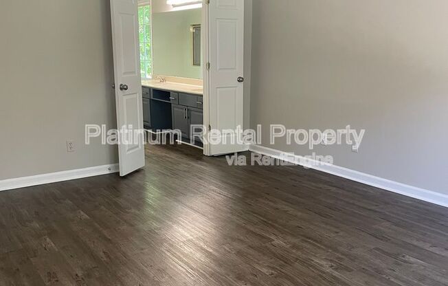 4 beds, 2.5 baths, 2,959 sqft, $2,695