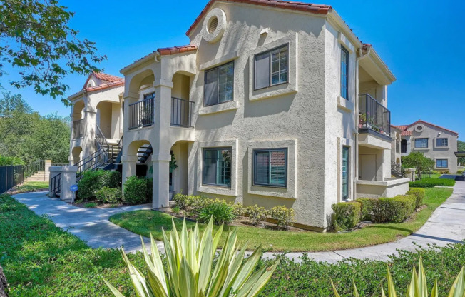 Charming 1 Bedroom Condo in Stoney Brook