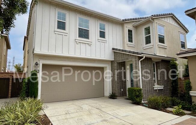 3647 E BRIGHT PASEO