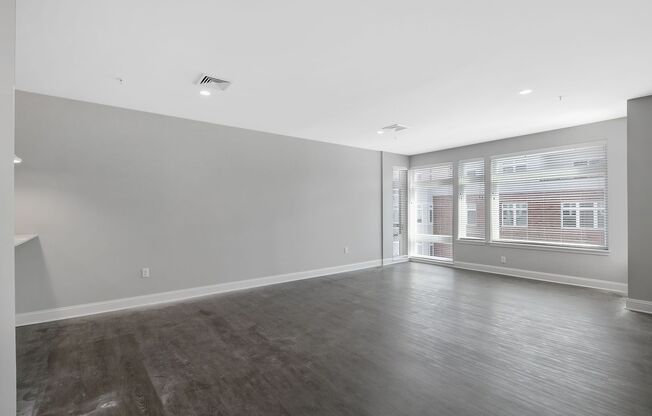 1 bed, 1 bath, 841 sqft, $1,650, Unit 311