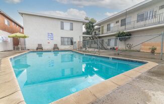 3 beds, 2 baths, $2,350, Unit 29