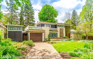 27 Morris Ave