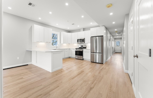 23 DEWOLF ST