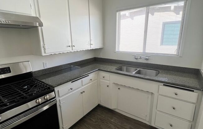 1 bed, 1 bath, 620 sqft, $2,000, Unit 13840 #E