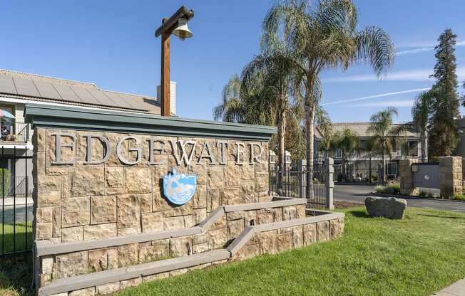 Edgewater Isle Apartments and Townhomes