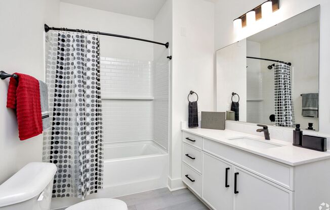 2 beds, 2 baths, 1,109 sqft, $1,600, Unit 1207