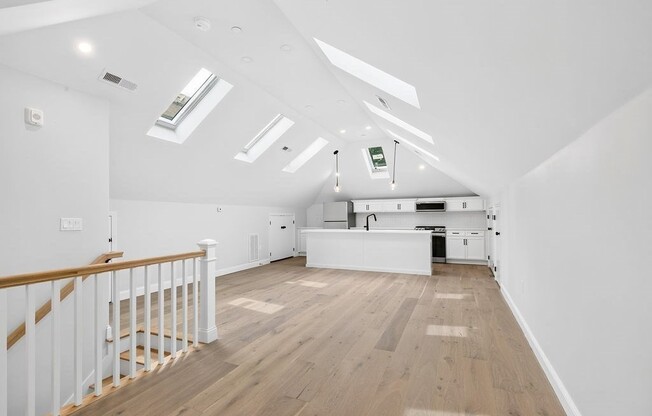 57 NOTTINGHILL RD