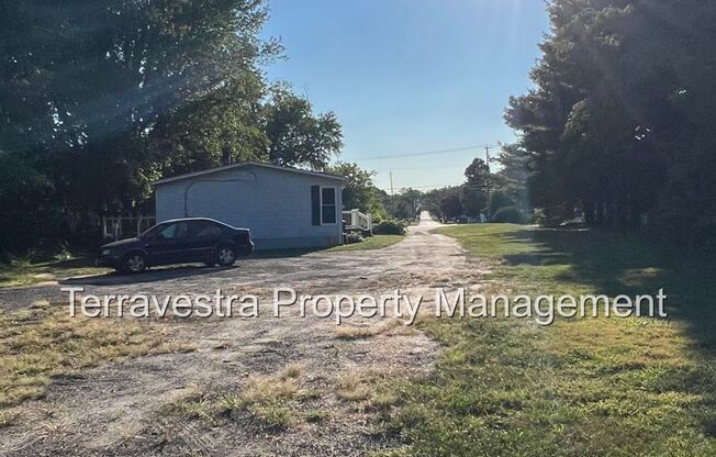 Super unique secluded 2 bed single family home with a bonus loft