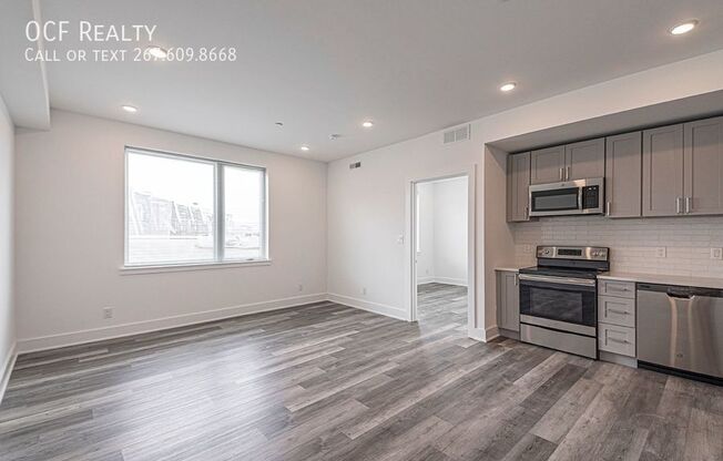 1245 RDG AVE