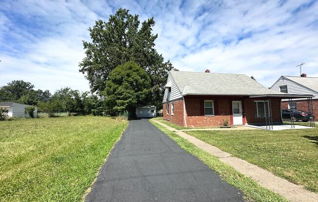 4 Bedroom Bungalow for Rent! Euclid, Ohio