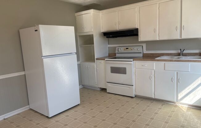 1 bed, 1 bath, $1,195, Unit # ROSSVILLE