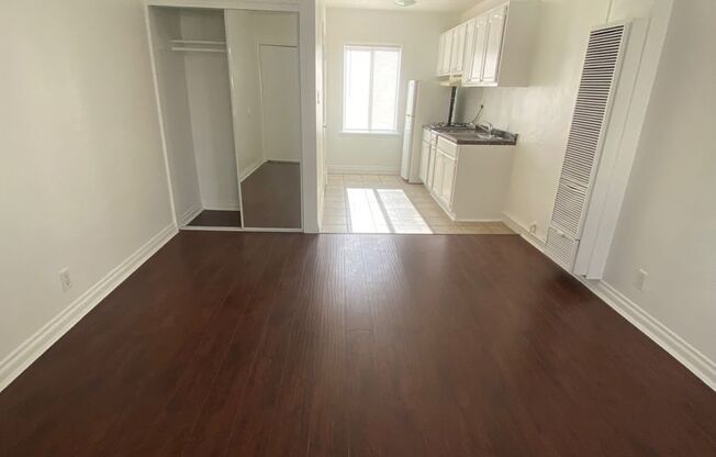 228 South Lake LLC