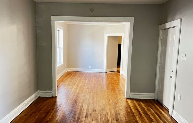 739 - 741 N Ridgeway