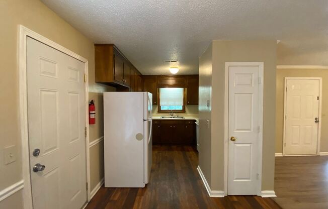 1504 Barrington Rd. NW