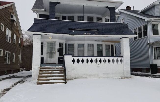 1547 HILLCREST