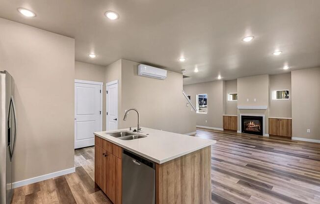 Welcome to the Ridge! 3 Bedroom Home for Rent NOW!