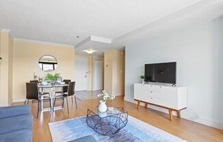 2 beds, 1.5 baths, 962 sqft, $3,500, Unit 1004