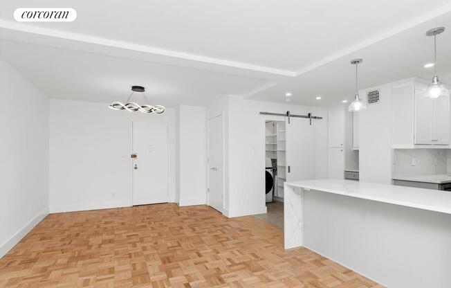 3 beds, 2 baths, 1,487 sqft, $11,500, Unit 8J