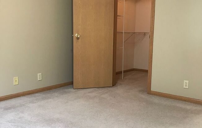 1 bed, 1 bath, 772 sqft, $1,039, Unit 3-207